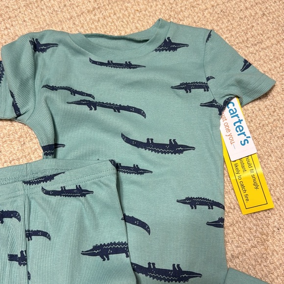 Cute pajamas - Picture 2 of 3